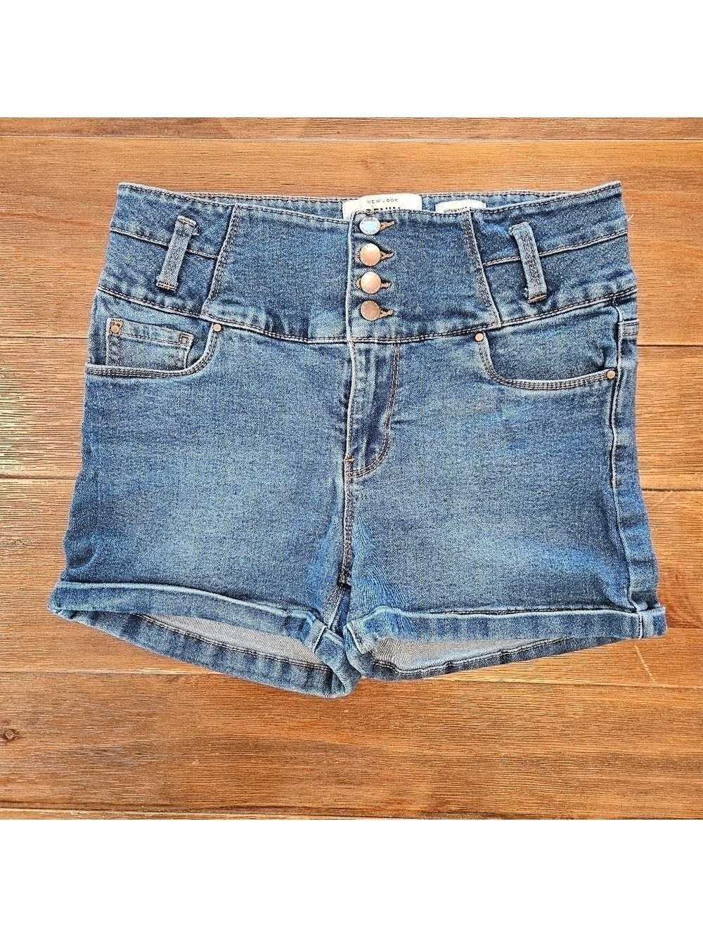 NEW LOOK MED WASH HIGH WAISTED DENIM SHORTS ROLLED CUFF SIZE 8